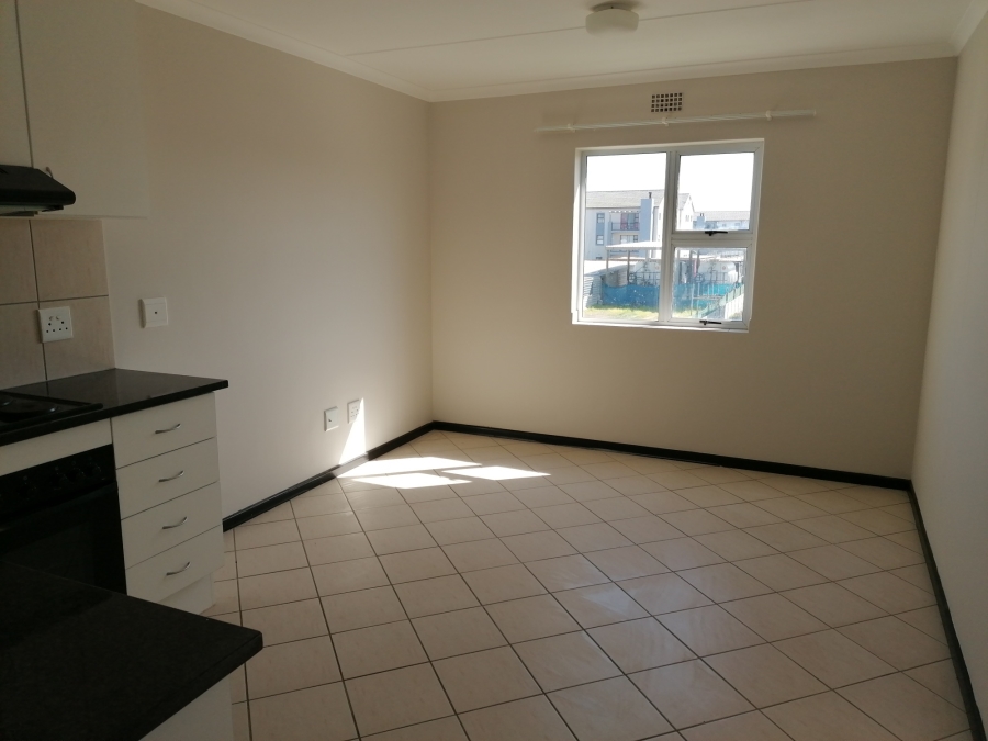 To Let 2 Bedroom Property for Rent in Buh Rein Estate Western Cape